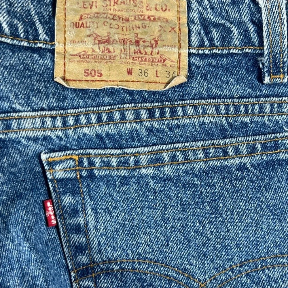 Vintage 90s Levis 505 Red Tab Jeans Mens 36x34 Blue Medium Wash Denim Straight
